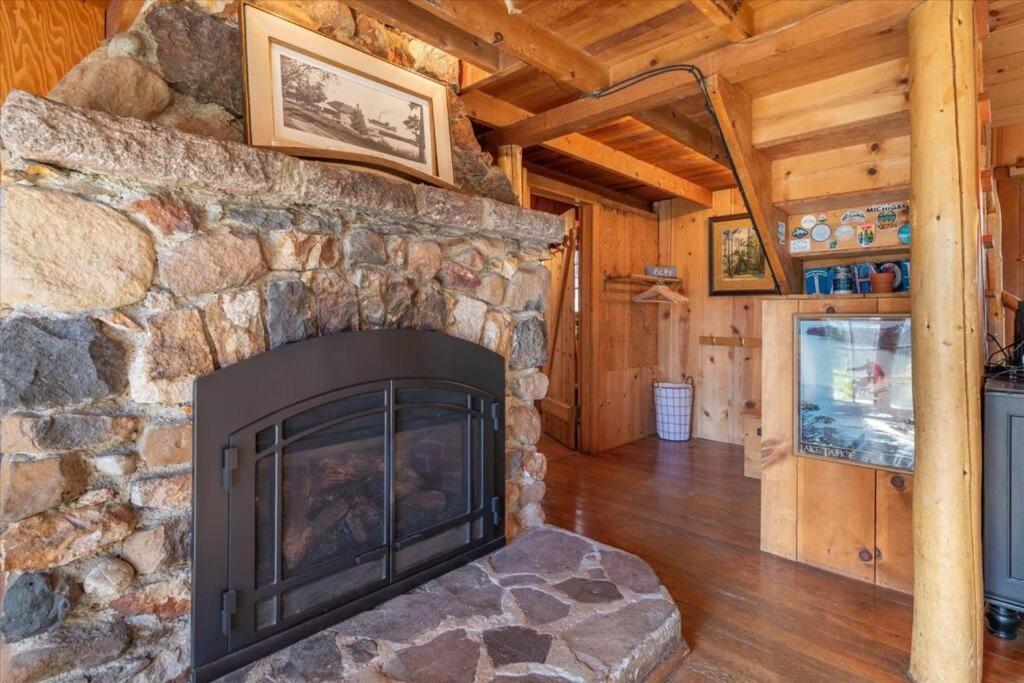 Coziest Cabin In Tahoe W Stone Fireplace Comfy Beds Close To Slopes & Lake Carnelian Bay Exteriér fotografie