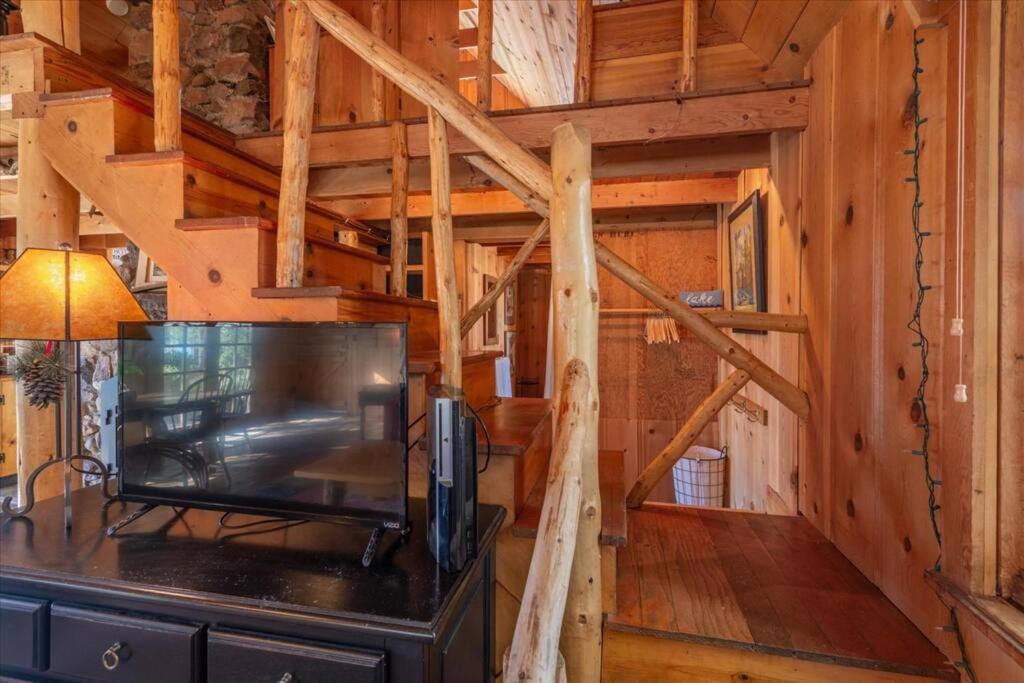 Coziest Cabin In Tahoe W Stone Fireplace Comfy Beds Close To Slopes & Lake Carnelian Bay Exteriér fotografie