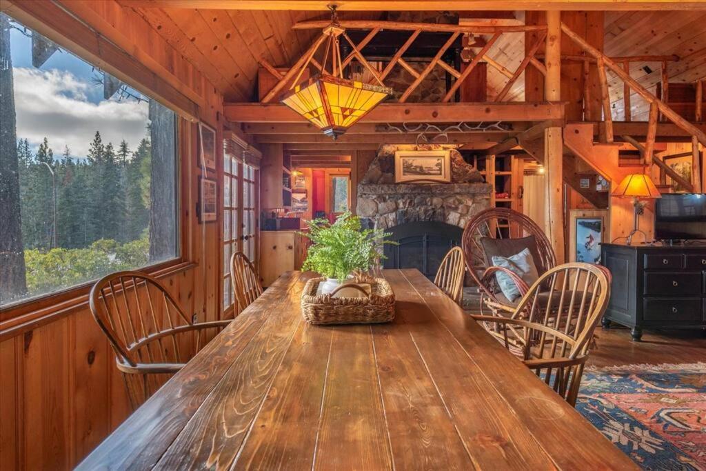 Coziest Cabin In Tahoe W Stone Fireplace Comfy Beds Close To Slopes & Lake Carnelian Bay Exteriér fotografie
